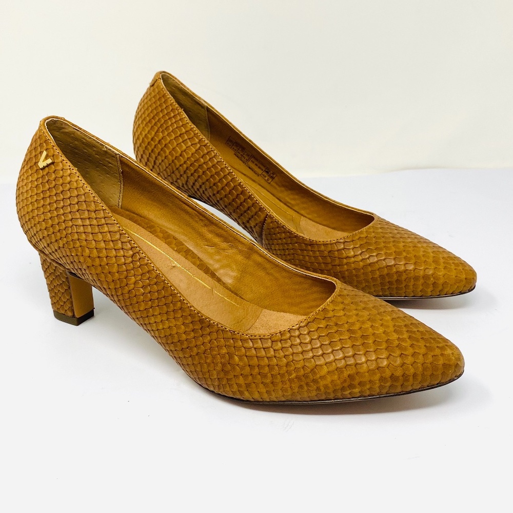 Vionic Madison Mia Snake Skin Pump Heels SZ 6.5